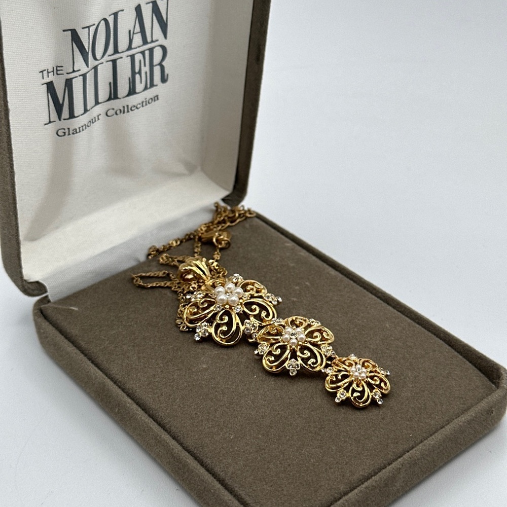 Nolan Miller Vintage Goldtone Rhinestone & Faux Seed Pearl‎  #476